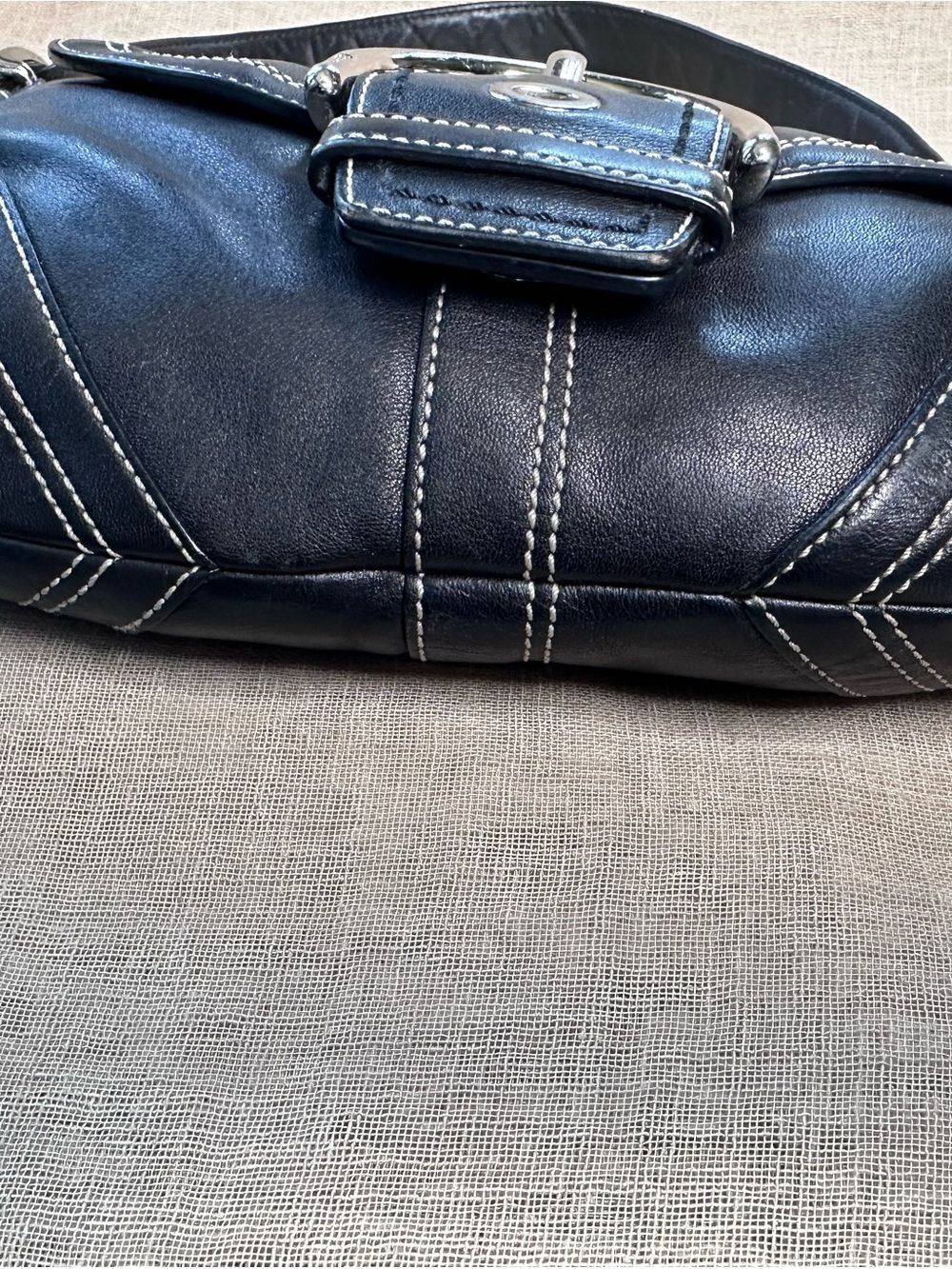 Coach 10316 Vintage Y2K SMALL Soho Black Leather Shoulder Bag Contrast Stitching - Picture 14 of 14